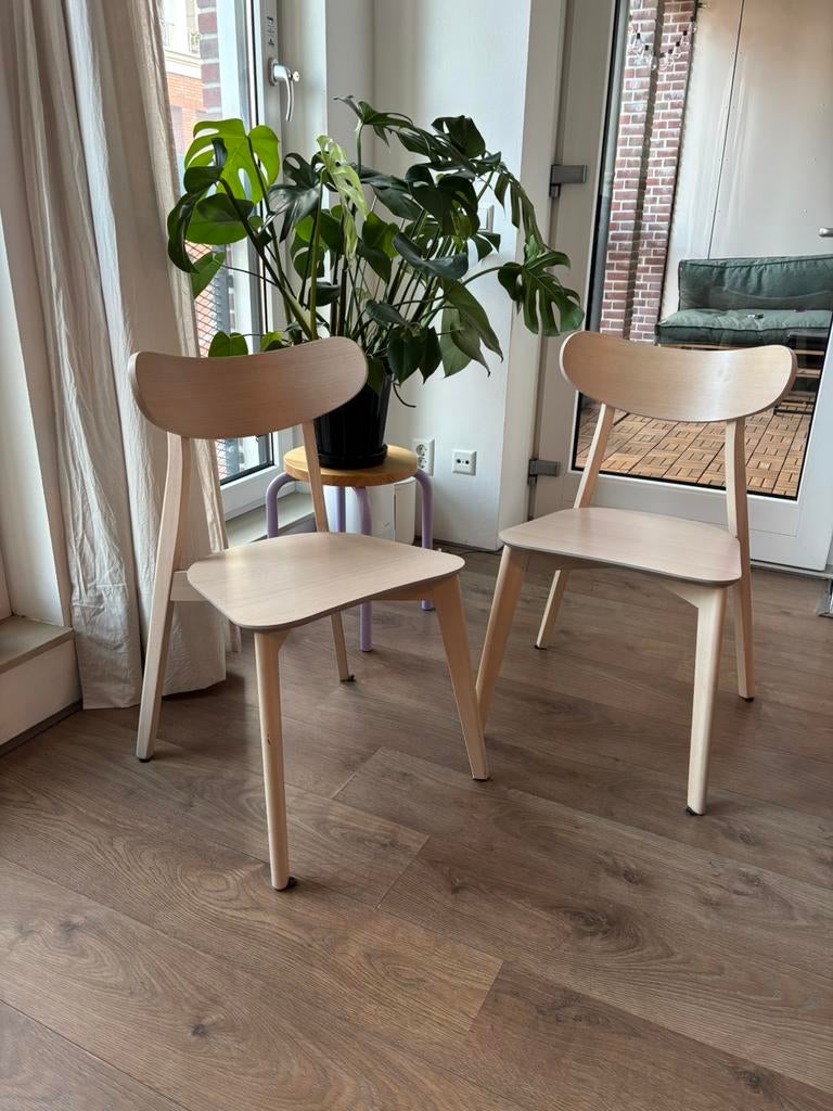 2 eetkamerstoelen Kave Home, Ophalen, Japandi, Gebruikt, Twee
