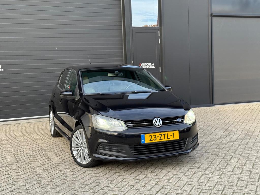 Volkswagen Polo 1.4 TSI BlueGT 140PK (bj 2013) XENON/LED/NAV, Voorwielaandrijving, Euro 5, 4 cilinders, Alcantara