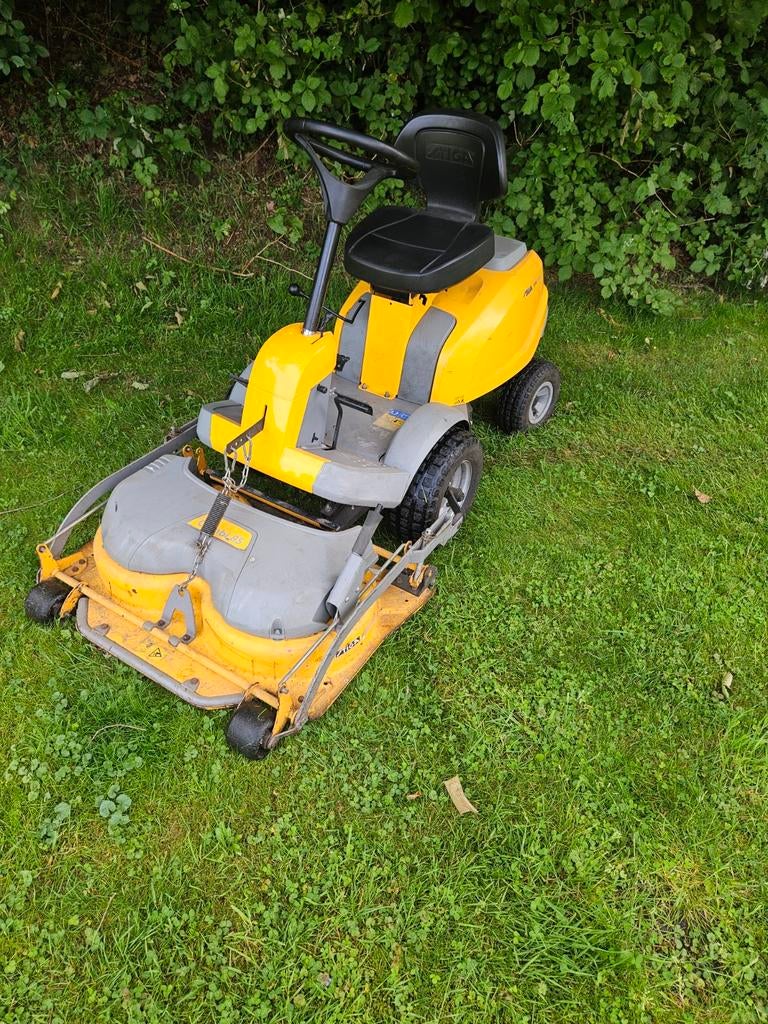 Stiga villa 13 hst frontmaaier zitmaaier grasmaaier mulch, Ophalen of Verzenden, Gebruikt, Mulchfunctie, Minder dan 90 cm