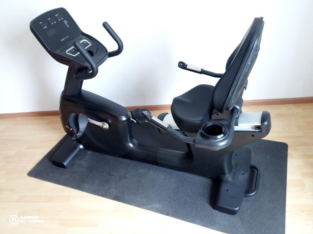 Recumbent bike (ligfiets), Ophalen