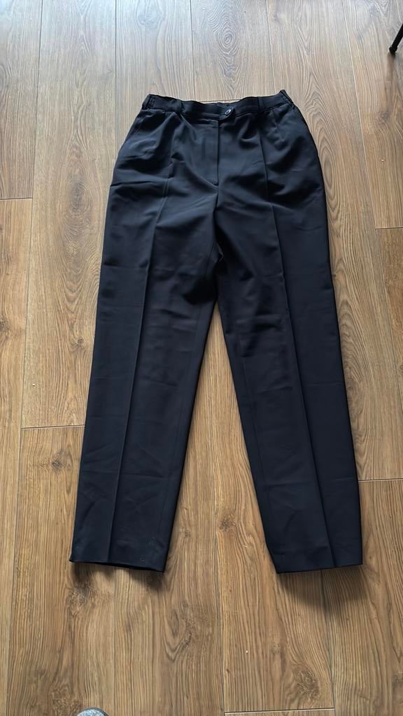 Broek Zerres, Ophalen of Verzenden, Zo goed als nieuw, Maat 38/40 (M), Zwart