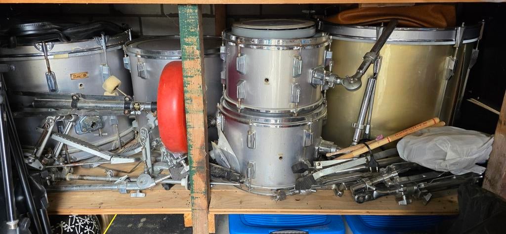 Pearl Export drumstel met 3xtra basdrum, Ophalen
