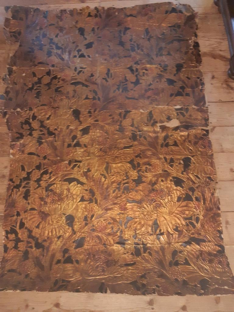 Groot fragment 17e eeuwse goudleerbehang, Antiek en Kunst, Ophalen of Verzenden