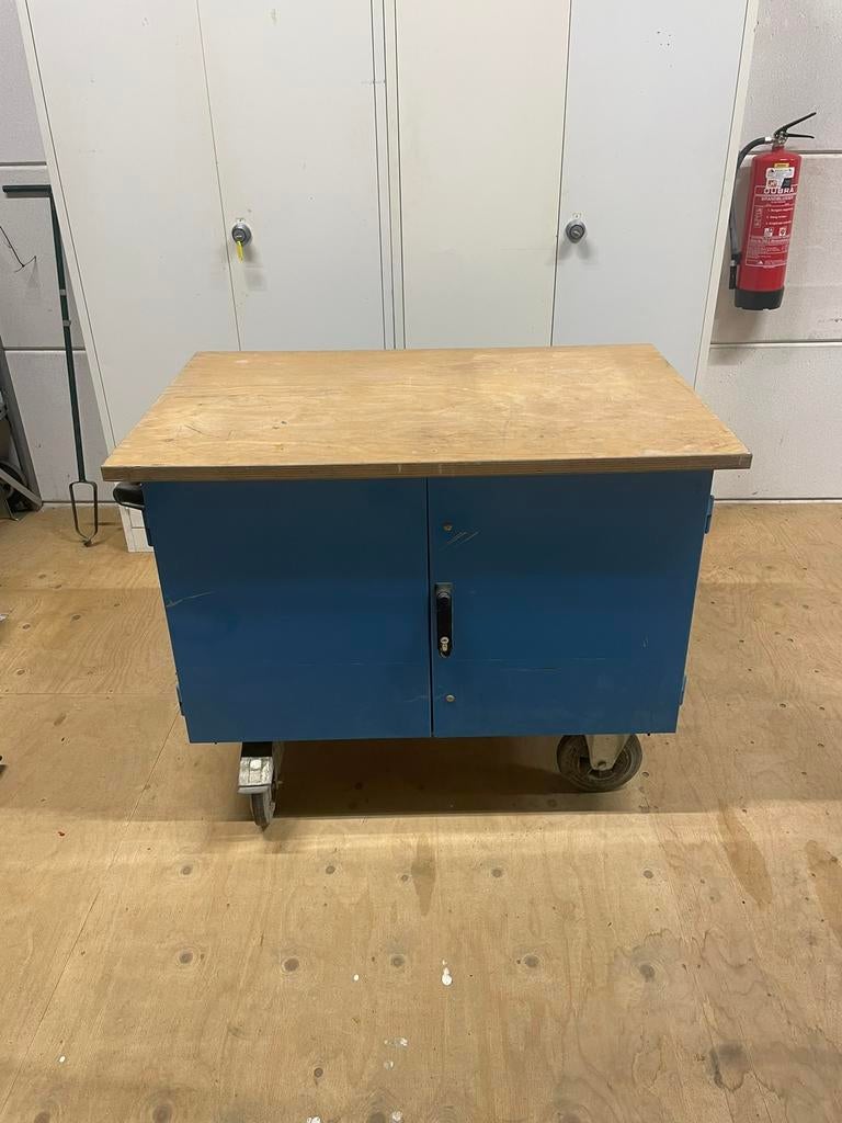 Gereedschapkar € 150,00, Ophalen, Gebruikt