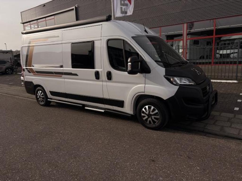 Weinsberg CaraBus 600 MQ BlackEdition, fietsdrager, Ringverwarming, Fiat, Luifel, Tot en met 2