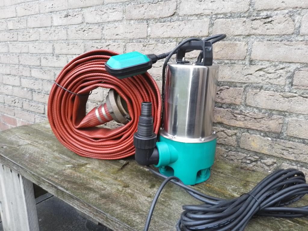 klokpomp 20m3 bouwpomp/tuin/kelder + 9mtr brandslang pompset, Ophalen, Nieuw, Dompelpomp