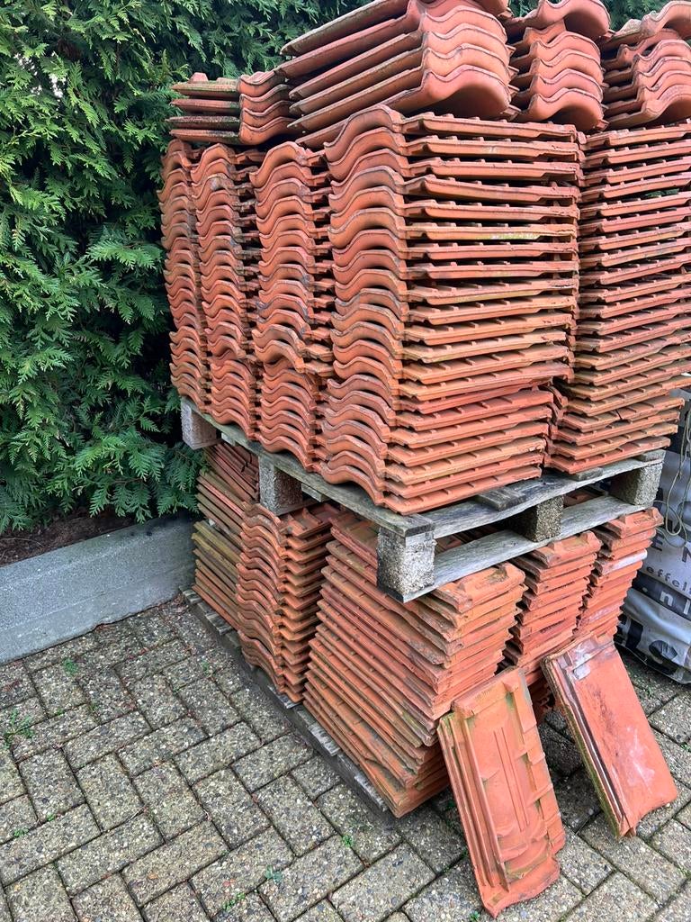 Dakpannen. VH oranje, Doe-het-zelf en Verbouw, Dakpannen en Dakbedekking, Ophalen, Gebruikt, Steen of Klei, 15 m² of meer