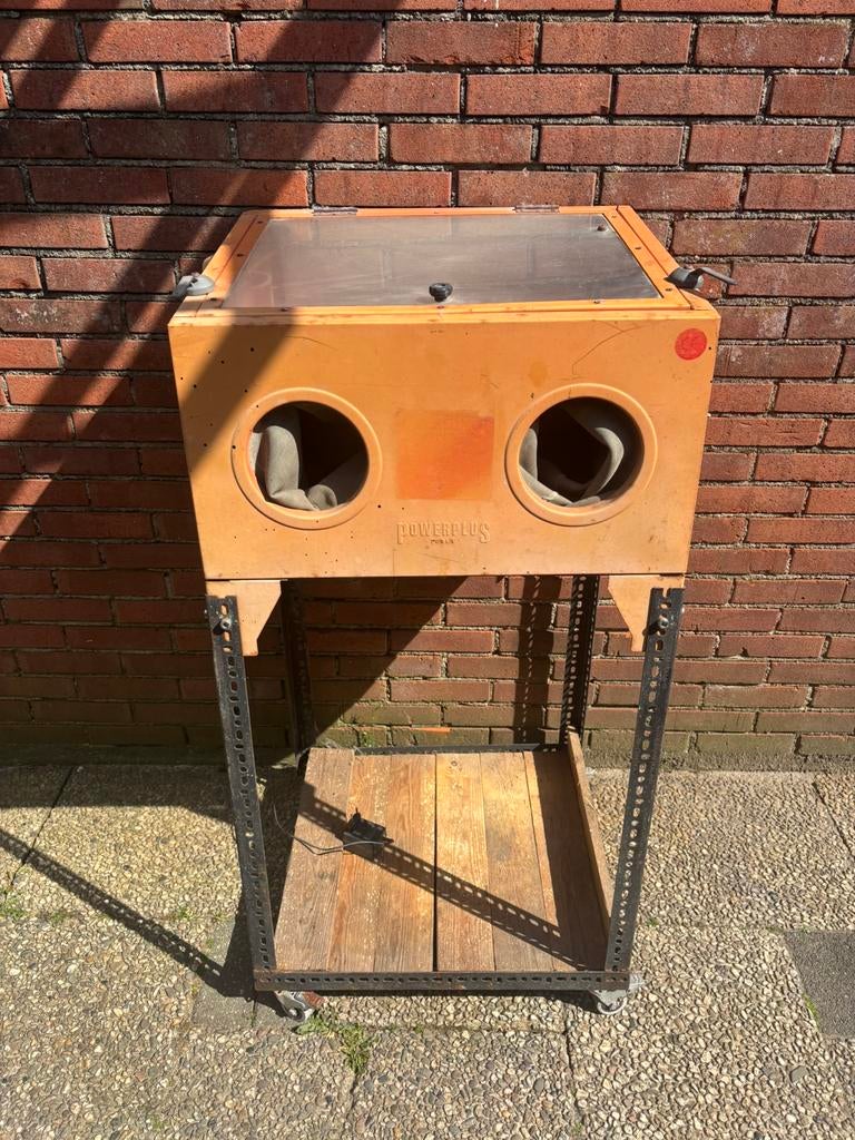 Zandstraalcabine met verlichting – direct klaar voor gebruik, Ophalen, Gebruikt