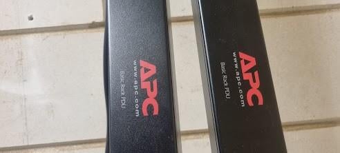 APC Basic Rack PDU – 19, Ophalen of Verzenden, Zo goed als nieuw