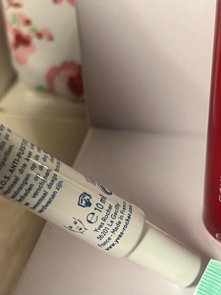 Yves Rocher cremes, Verzenden, Nieuw, Gehele gezicht