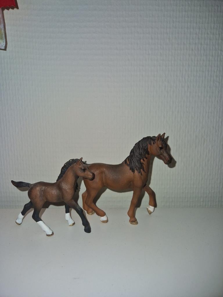 Schleich Arabier merrie met veulen, Ophalen of Verzenden, Zo goed als nieuw