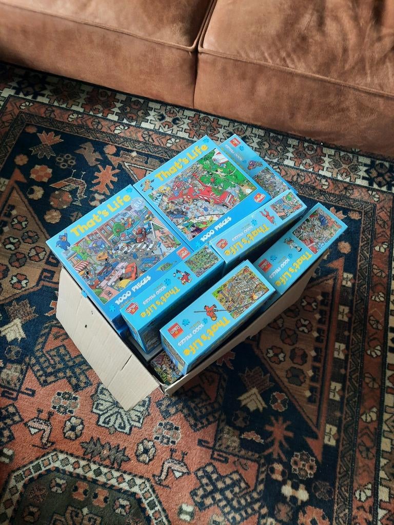 17 puzzels van 1000 stukjes. Per stuk of alles in één koop., Ophalen, Zo goed als nieuw