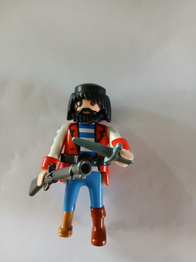 Playmobil figuur piraat met houten been en geweer en mes, Ophalen of Verzenden, Zo goed als nieuw, Los playmobil