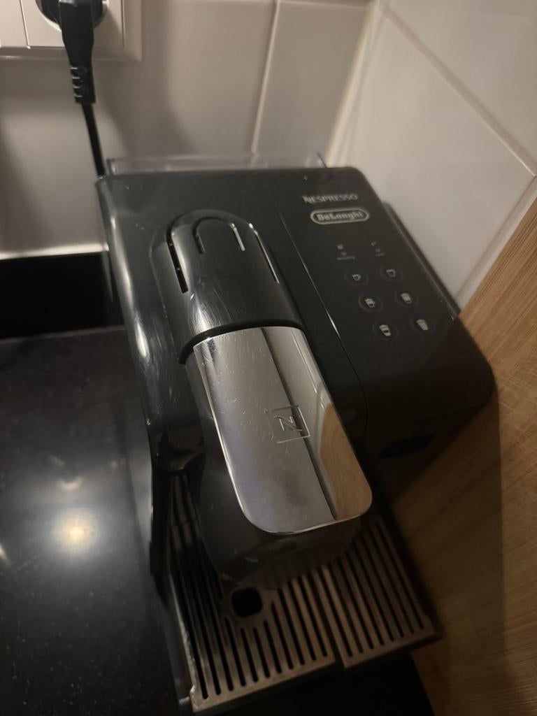 De longhi lattisima touch grijs, Witgoed en Apparatuur, Koffiezetapparaten, Ophalen, Koffiepads en cups, Gebruikt, Overige modellen
