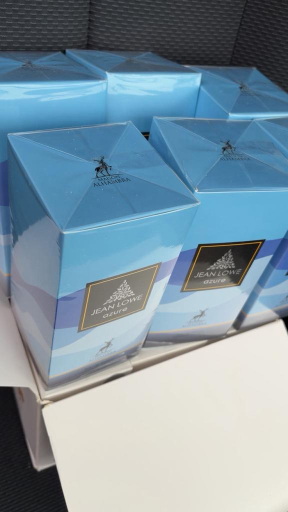 Jean Lowe Azure, Ophalen of Verzenden, Zo goed als nieuw