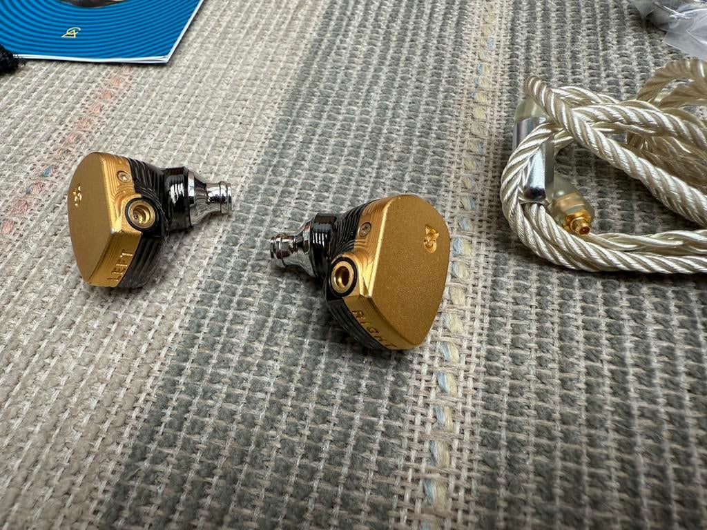 Campfire Audio Solaris Universal In Ear Monitor CAM 5270, Audio, Tv en Foto, Koptelefoons, Ophalen of Verzenden, Zo goed als nieuw