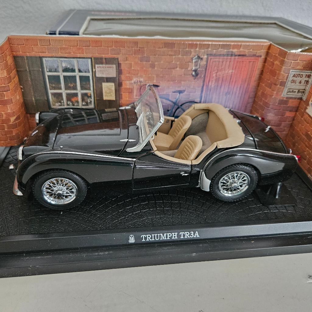 KYOSHO: TRIUMPH TR3A ( zwart), Ophalen of Verzenden, Nieuw, Auto, Kyosho