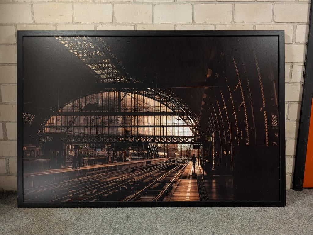 Foto van een treinstation in lijst, Antiek en Kunst, Ophalen