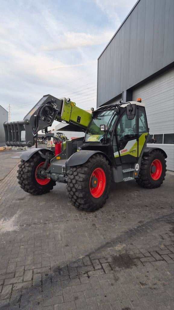 Claas scorpion 746, Ophalen