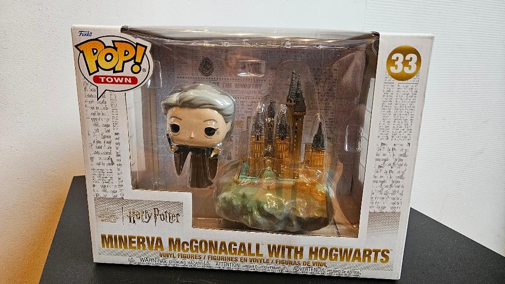 Funko Pop Minerva McGonagall With Hogwarts 33, Ophalen of Verzenden, Nieuw