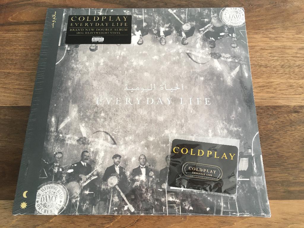 Vinyl 2LP+Pin Coldplay Everyday Life Limited SILVER NIEUW, Ophalen of Verzenden, 2000 tot heden, Nieuw in verpakking, 12 inch