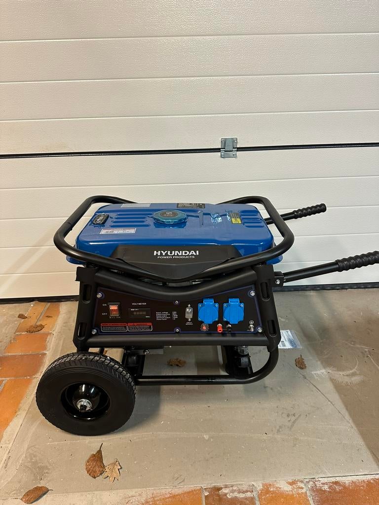 Hyundai 55059FF benzine generator nieuw, Doe-het-zelf en Verbouw, Benzine, Nieuw, Ophalen of Verzenden, Geluidgedempt