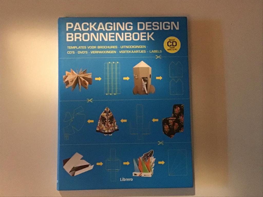 Packaging Design Bronnenboek - Nieuwstaat!, Ophalen of Verzenden, Zo goed als nieuw