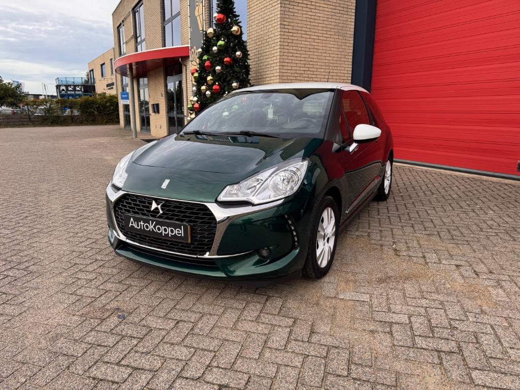 DS 3 1.2 Puretech 110pk S&S 2017 Groen / Wit, Auto's, DS, Bedrijf, DS 3, ABS, Airbags, Airconditioning, Bluetooth, Boordcomputer