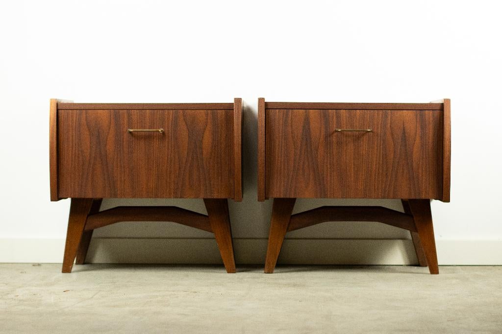 Prachtige set vintage nachtkastjes, Ophalen, Zo goed als nieuw, Hout, Minder dan 45 cm