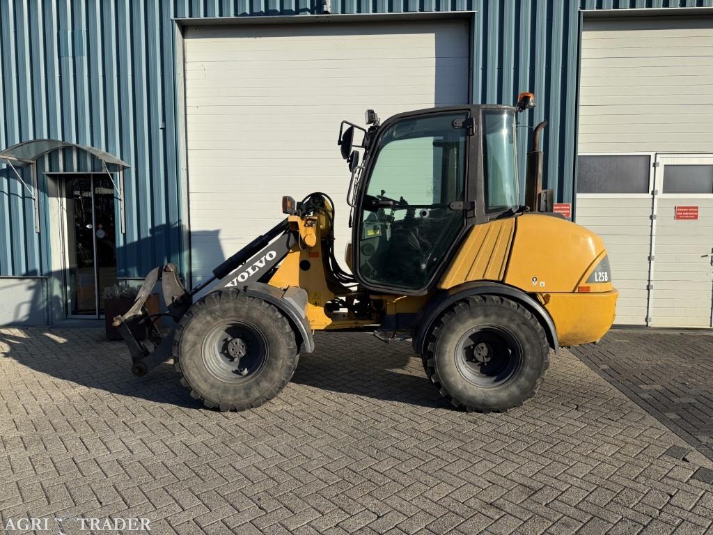 VOLVO L25B ( BJR 2007 ) 5940 UUR, -, Niet opgegeven, Ophalen of Verzenden, Niet opgegeven