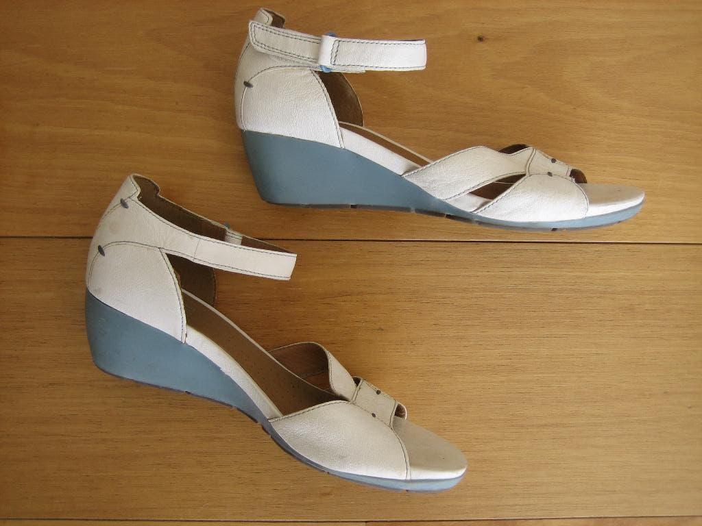 Creme leren ACTIVE AIR sandaaltjes CLARKS 38 snazzeys', Verzenden, Wit, Sandalen of Muiltjes, Zo goed als nieuw