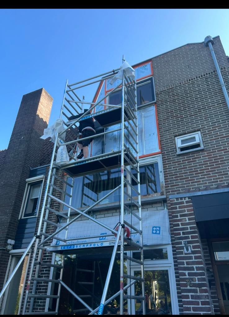 Euroscaffold Rolsteiger 90 x 250 x 8,2 meter werkhoogte, Doe-het-zelf en Verbouw, Steigers, Ophalen, Zo goed als nieuw, Rolsteiger of Kamersteiger