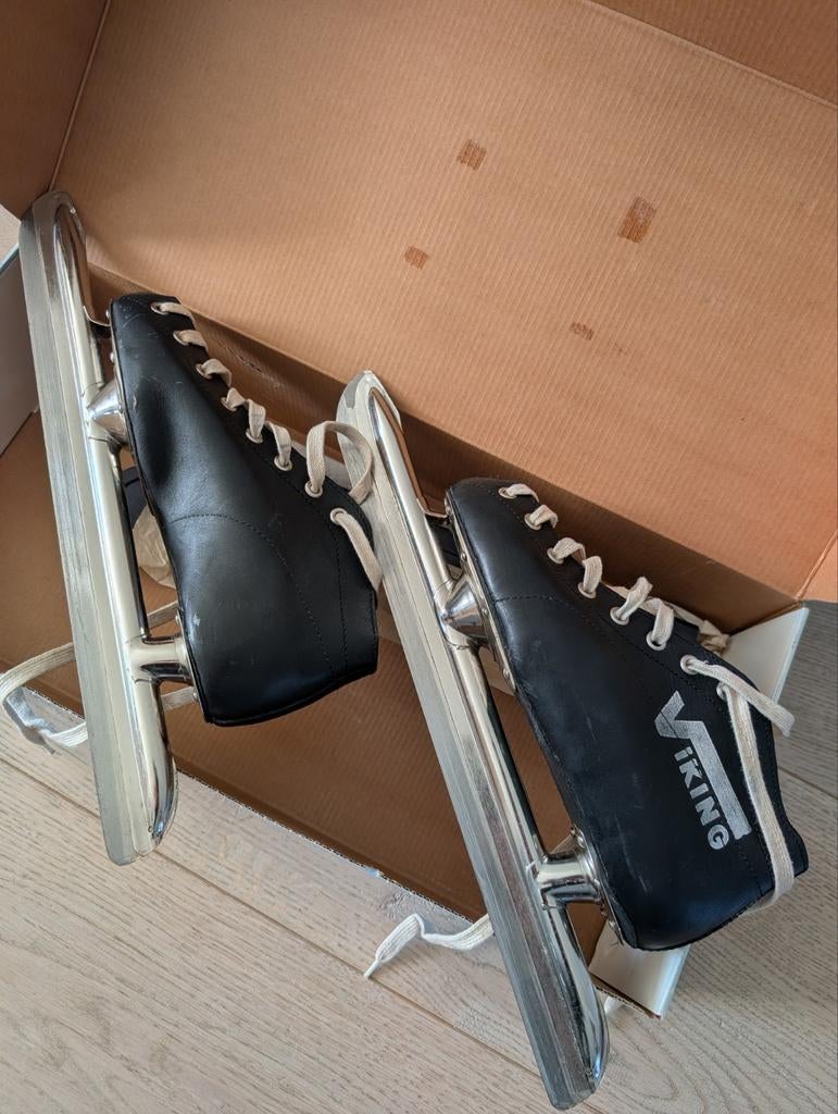 Viking Junior Laag Schaatsen - Maat 34, Sport en Fitness, Schaatsen, Gebruikt, Noren, Viking, Ophalen of Verzenden