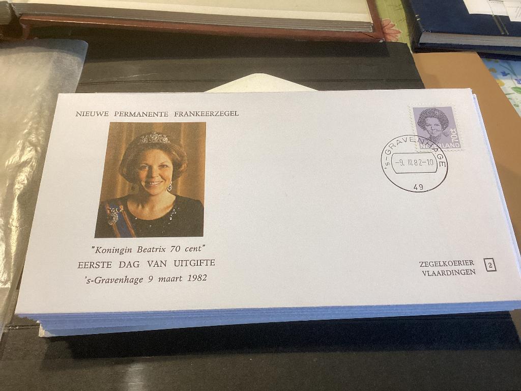 No1038 Beatrix no2 Zegelkoerier Heb van Nederland jaargangen, Postzegels en Munten, Postzegels | Eerstedagenveloppen, Ophalen