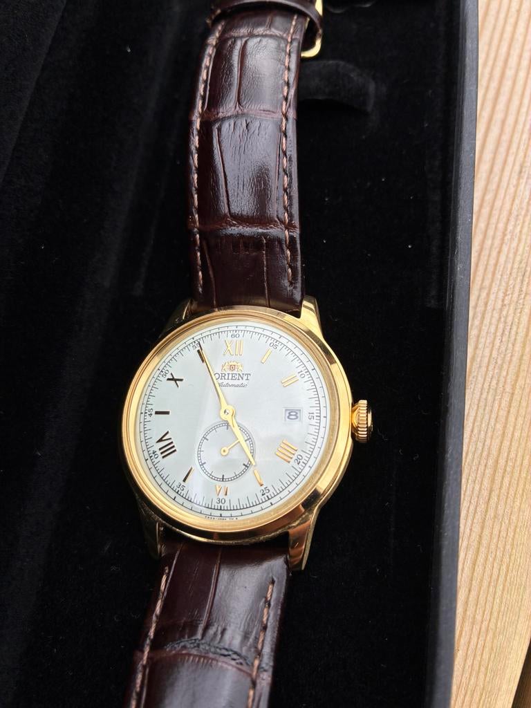 Orient Bambino small seconds goud 38mm nieuwstaat, Overige merken, Leer, Ophalen of Verzenden, Zo goed als nieuw