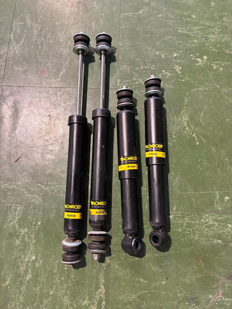 Veren en schokdempers voor Alfa Romeo 105 Bertone, Ophalen of Verzenden, Gebruikt, Alfa Romeo