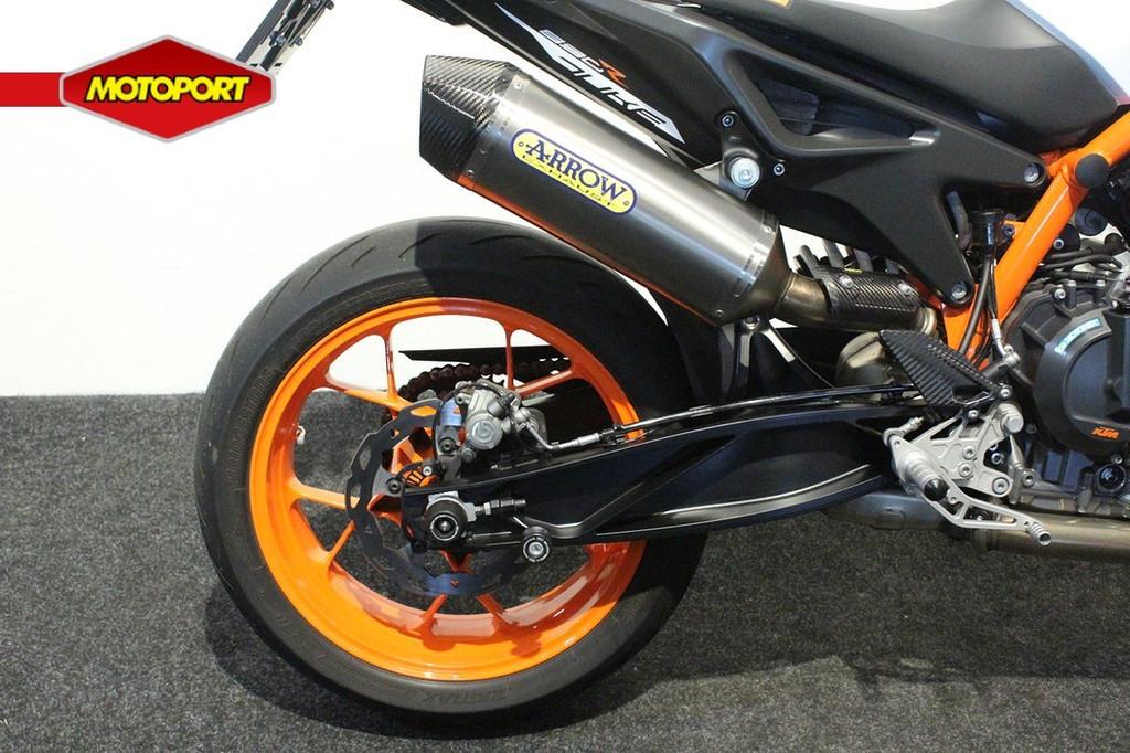 KTM 890 DUKE R (bj 2021) - foto 3