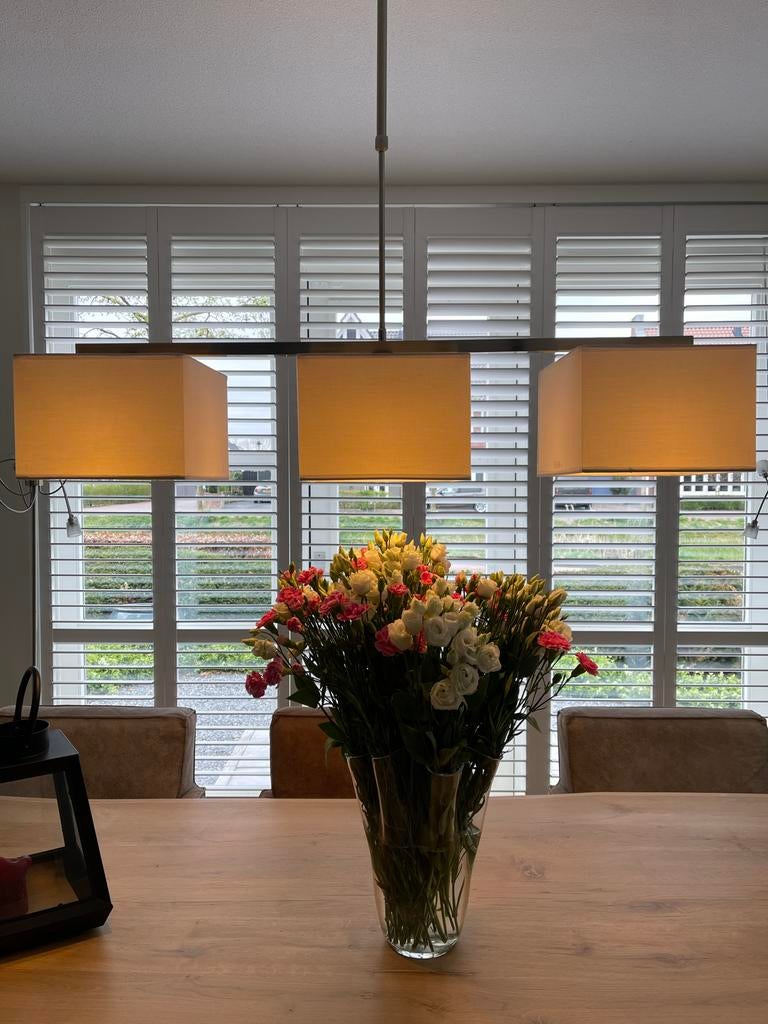 Verstelbare plafondlamp Home Sweet Home met 3 lampenkappen, Huis en Inrichting, Lampen | Hanglampen, Ophalen, Gebruikt, Stof, 75 cm of meer