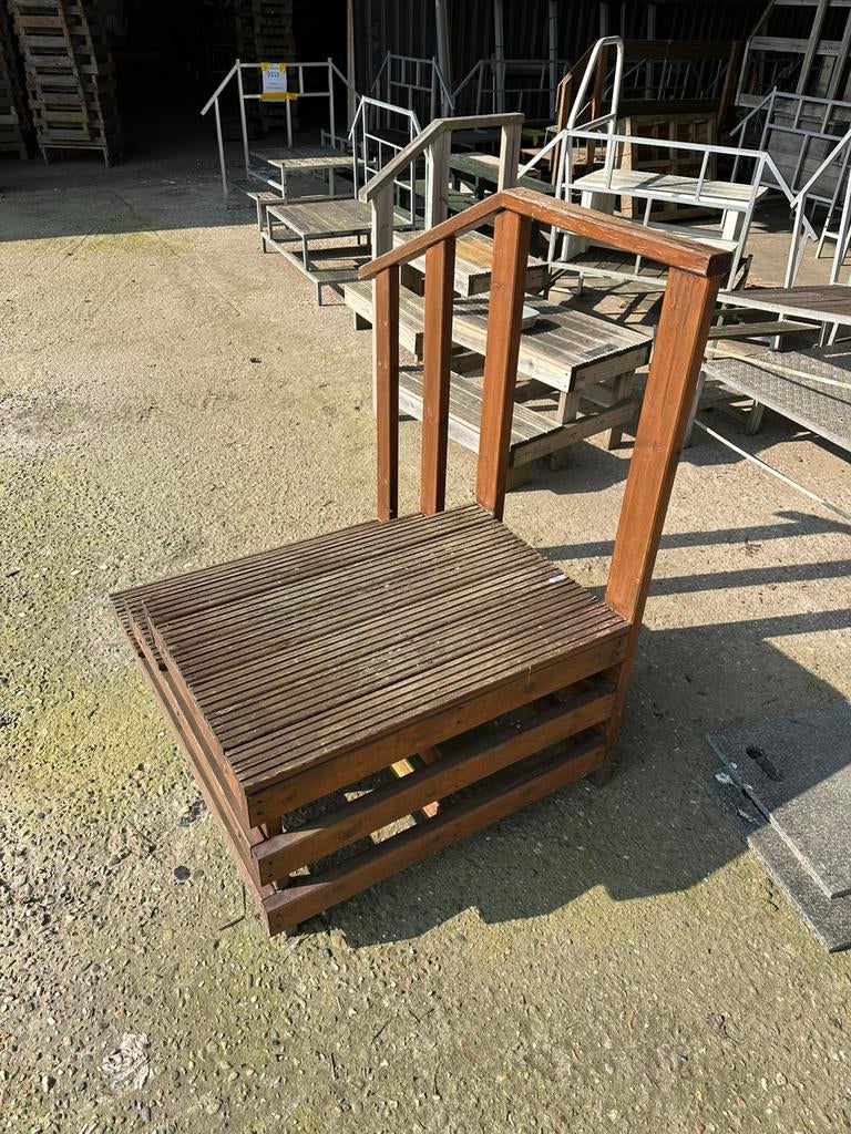 Diverse opstapjes verhogingen trap plateau, Caravans en Kamperen, Caravan accessoires, Ophalen, Zo goed als nieuw