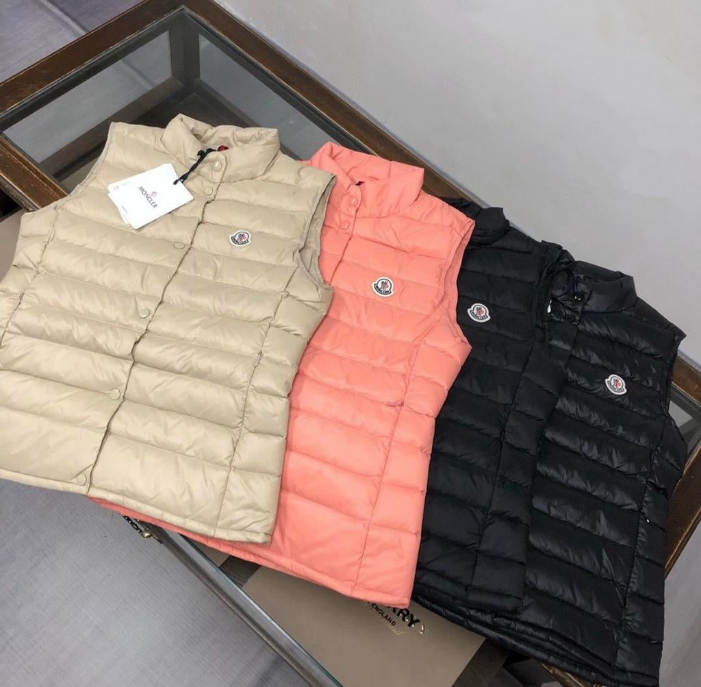 Moncler body, Ophalen of Verzenden, Zo goed als nieuw, Overige maten, Zwart