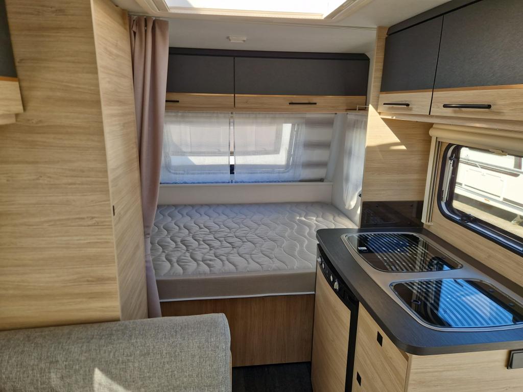 Sterckeman Easy Comfort 390 CP Mover/Voortent, Sterckeman, Treinzit, Dwarsbed, Schokbreker