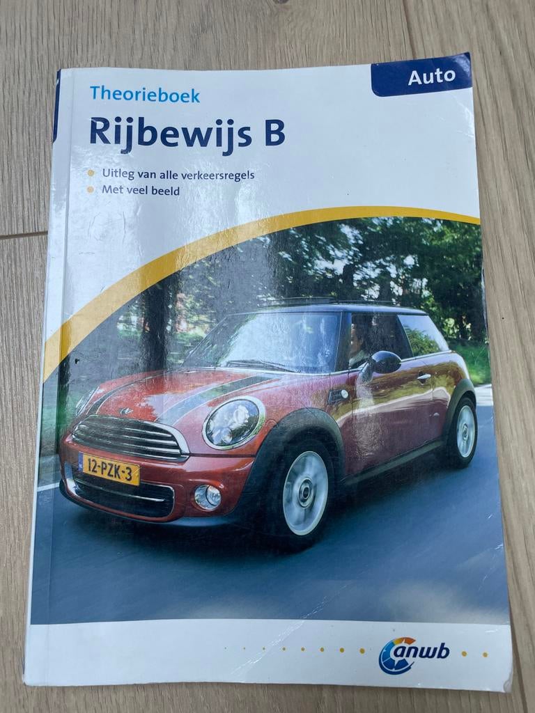 ANWB Theorieboek Rijbewijs B, Boeken, Ophalen of Verzenden, Gelezen, Algemeen