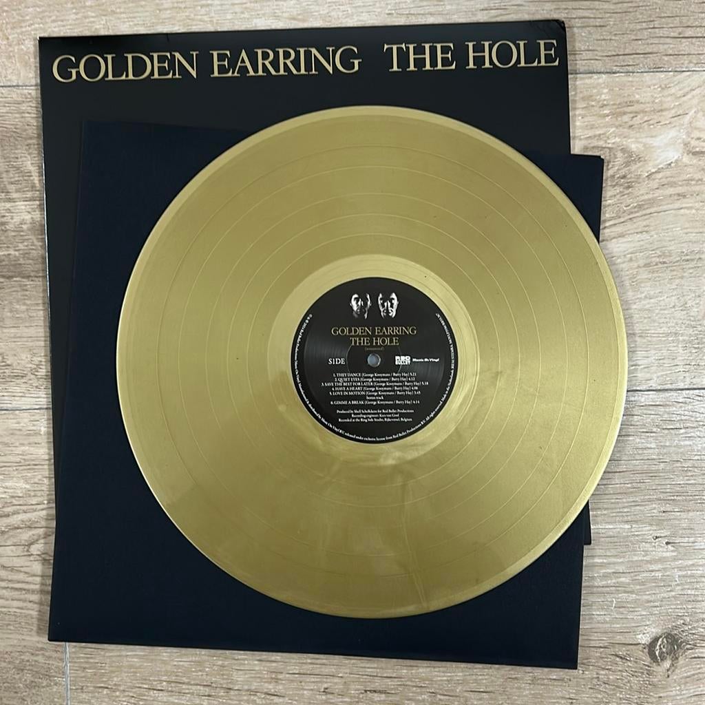 LP Golden Earring - The Hole (gold vinyl), Cd's en Dvd's, Vinyl | Rock, Ophalen of Verzenden, Gebruikt, 12 inch, Poprock
