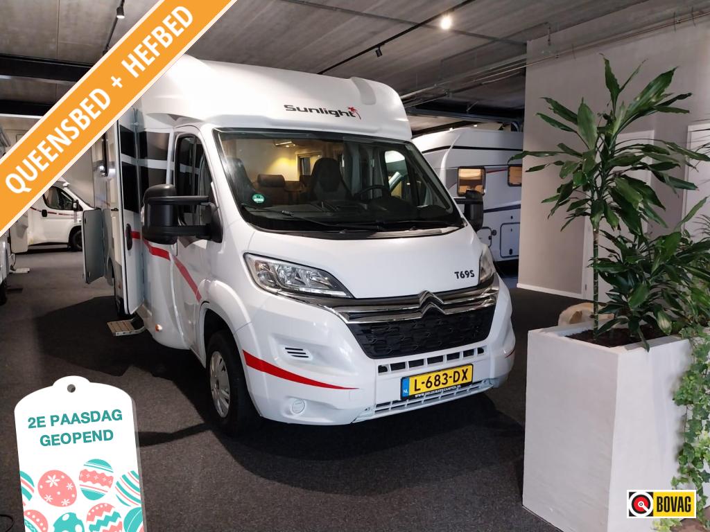 Frisse Sunlight T69 S met een lengte van 699cm en solair !!!, Niet ingevuld, Ringverwarming, Treinzit, Bedrijf