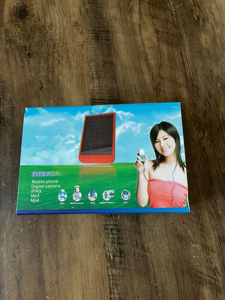 Solar charger, Ophalen, Zo goed als nieuw