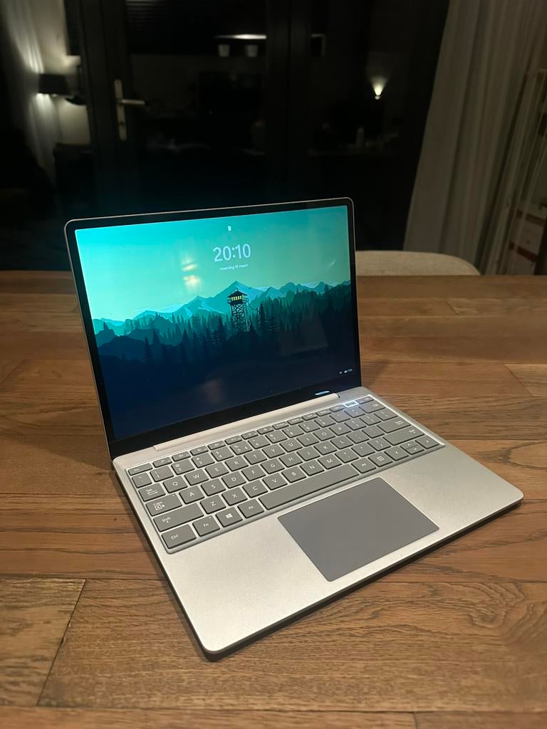 Microsoft Surface Laptop Go 1, Computers en Software, Windows Laptops, Qwerty, 8 GB, Minder dan 2 Ghz, Ophalen of Verzenden