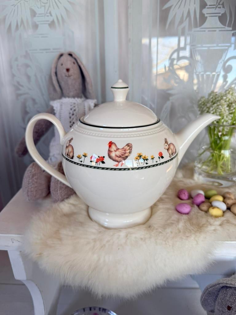 Wedgwood Windsor Springtime theepot 1 lit puntgaaf, Ophalen, Zo goed als nieuw, Porselein, Overige typen