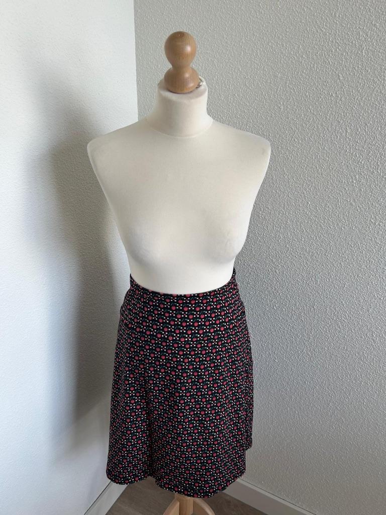 King Louie maat M kersen rokje 337, Kleding | Dames, Rokken, Maat 38/40 (M), Ophalen of Verzenden, Zo goed als nieuw, King Louie