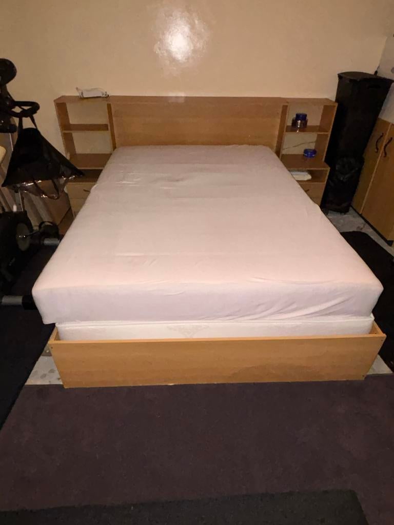 2-persoons bed met kast en hoofdbord, Huis en Inrichting, Slaapkamer | Bedden, Ophalen, Gebruikt, Bruin, Tweepersoons