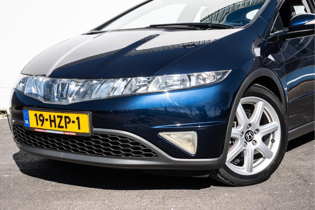 Honda Civic 1.8 140pk Comfort Trekhaak/ Pdc/ Cruise control/, Voorwielaandrijving, Gebruikt, Zwart, 4 cilinders